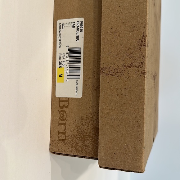Born Brandenburg women’s boots. Sahara distressed leather. Size 7.5. - Picture 8 of 12